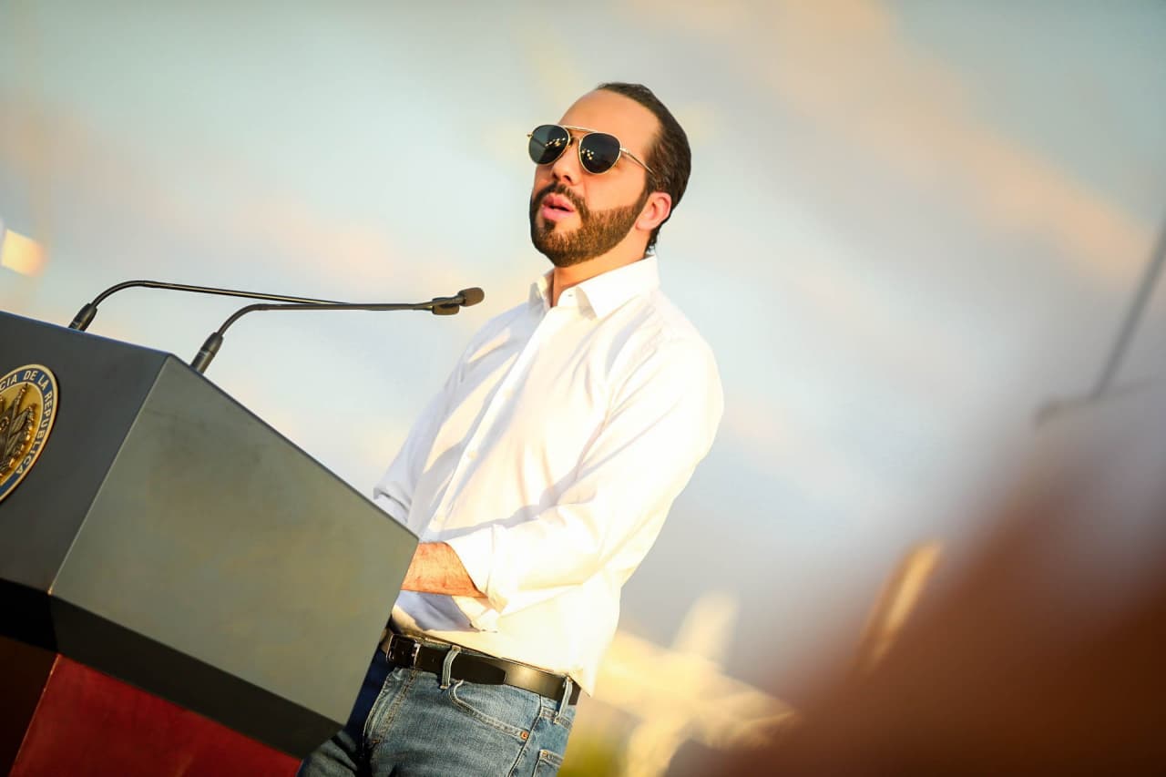 Presidente Bukele sobre el TSE: “Decían que todo estaba garantizado al 100 %, ¿Qué es lo que pasa entonces?” presidente-bukele-sobre-el-tse-decian-que-todo-estaba-garantizado-al-100-que-es-lo-que-pasa-entonces